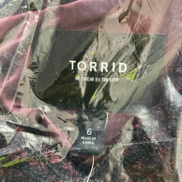 Torrid NWT Wool Fit And Flare Coat Marled Burgundy Black Peacoat Peplum Size 6X - Picture 7 of 7